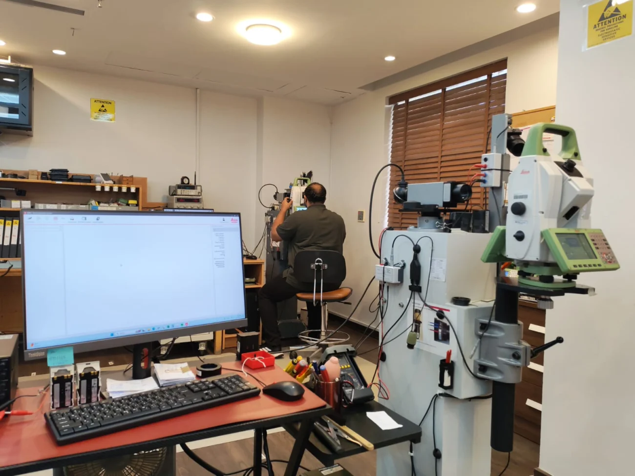 Leica Geosystems Calibration and Service Lab at SITML Jeddah Showroom Leica Geosystems instrument calibration and service laboratory at SITML Jeddah showroom providing professional surveying equipment maintenance in Saudi Arabia