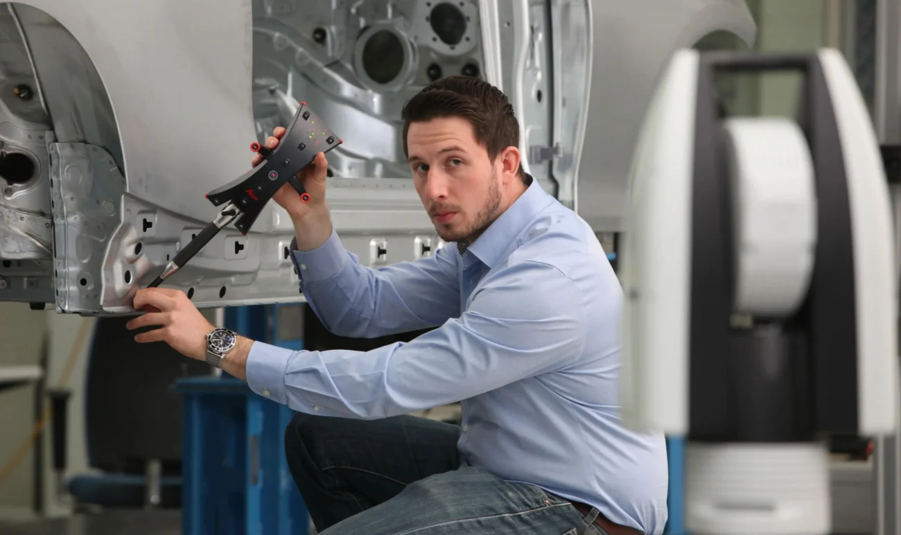 Leica AT960 supporting automated quality inspection in an industrial production environment